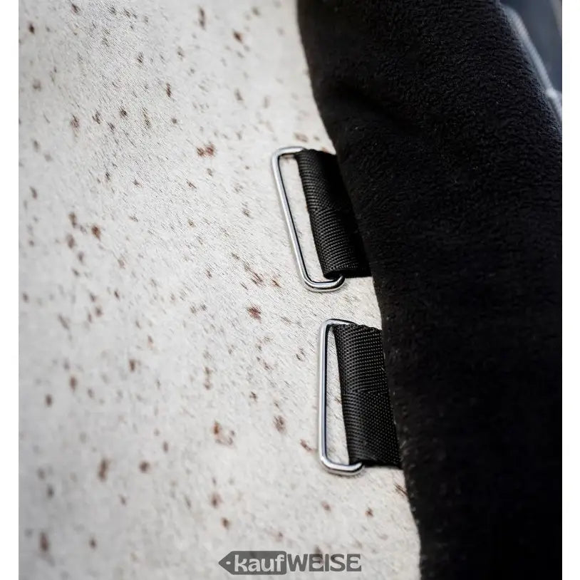 Ampliable de forma flexible con hood y sistema de liner